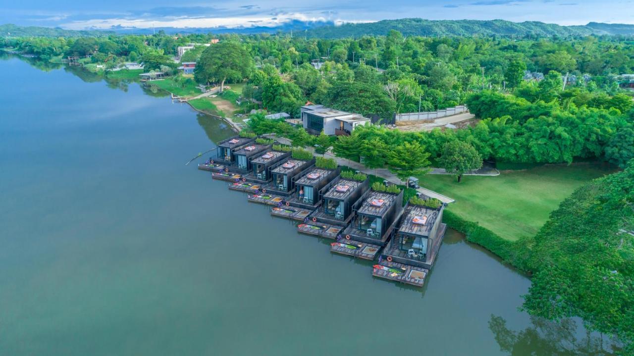 Hotel Cross River Kwai à Kanchanaburi Extérieur photo